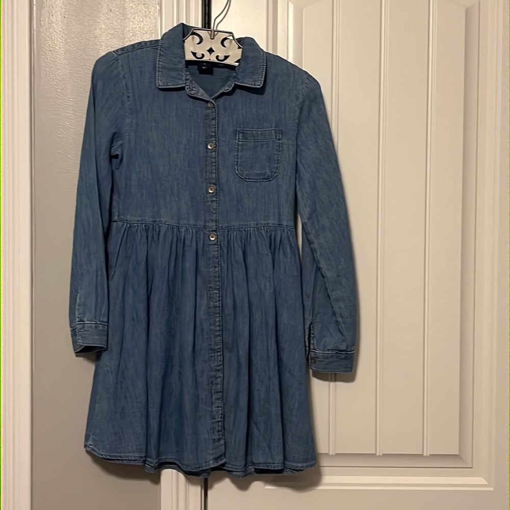 NWT GAP Denim dress for girls! So cute with boots! Soft denim feel. Smoke free